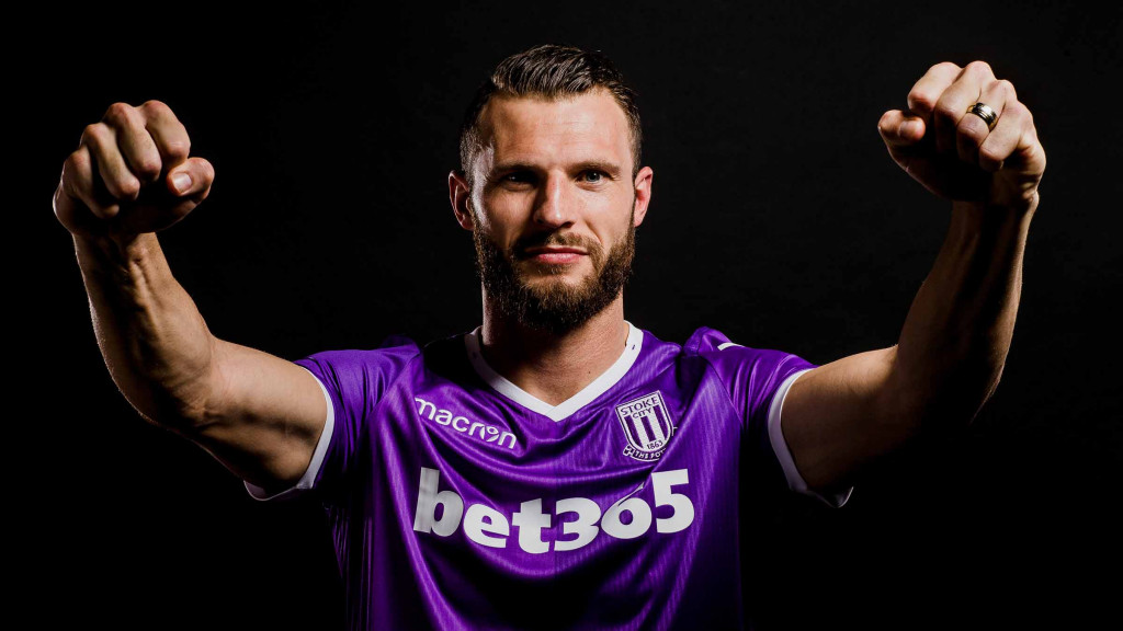 Stoke City 2018-19 Macron Home And Away Kits