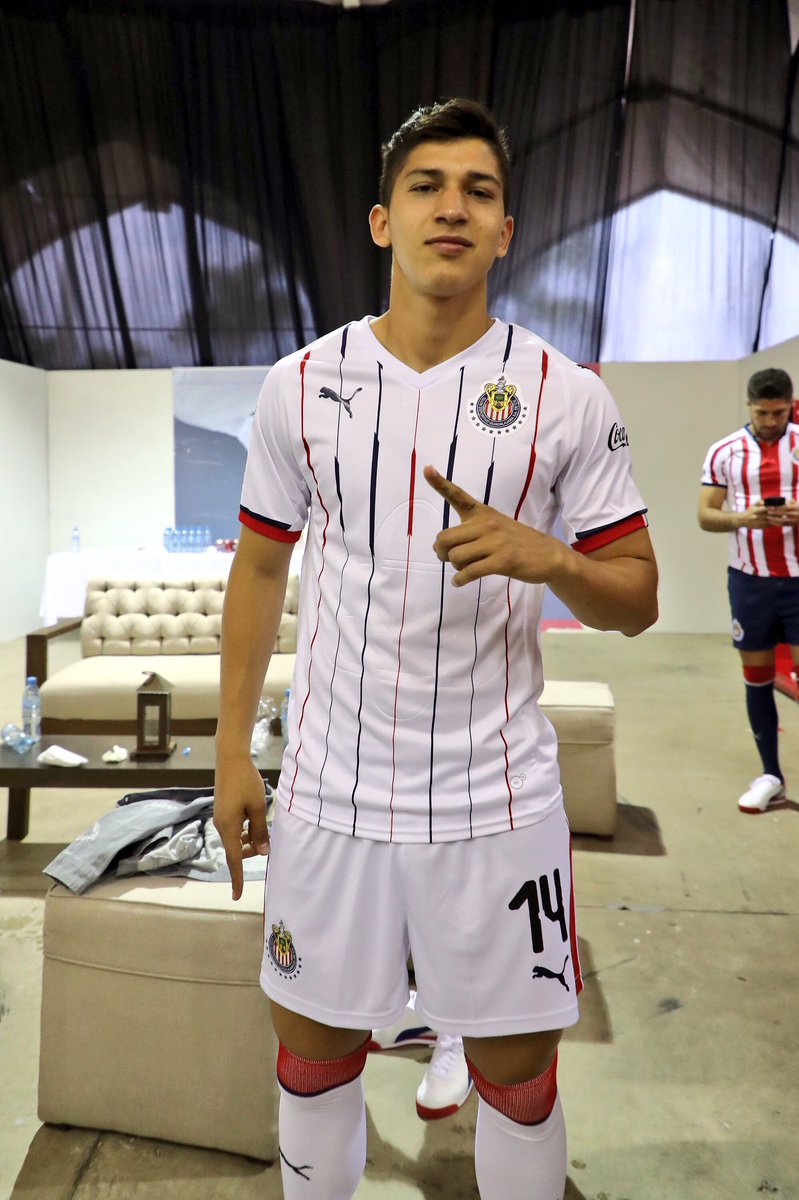 Chivas 2018-19 Home & Away Kits