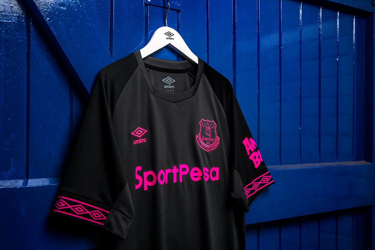 Everton 2018-19 Umbro Away Kit