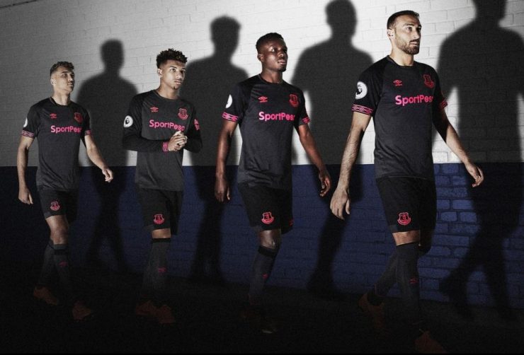 Everton 2018-19 Umbro Away Kit