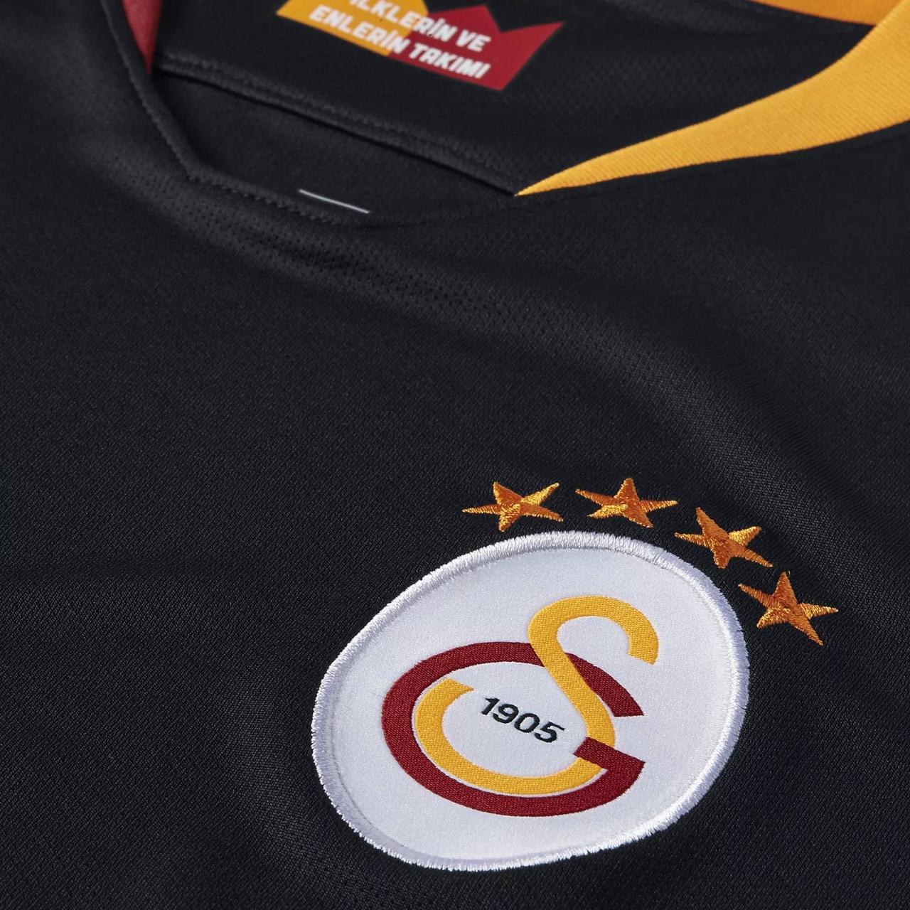 Galatasaray 2018-19 Nike Away Kit