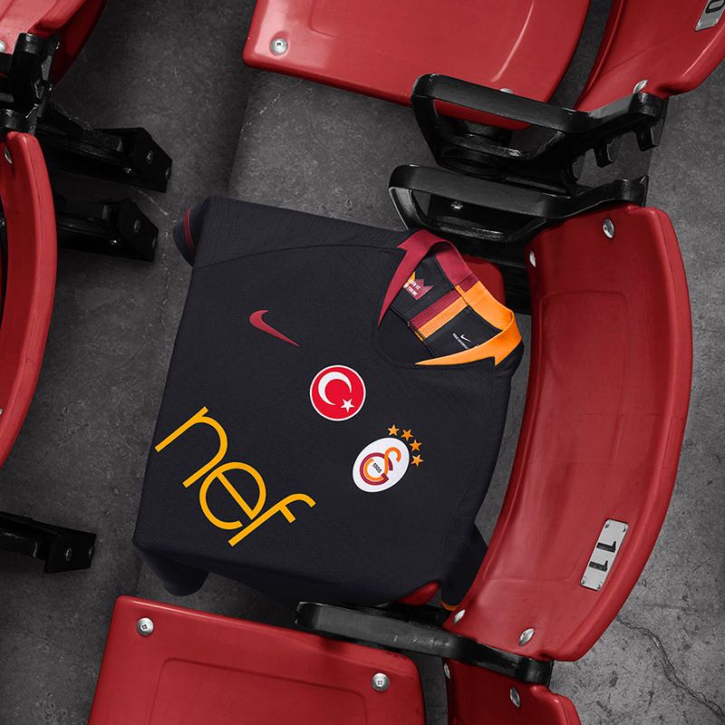 Galatasaray 2018-19 Nike Away Kit