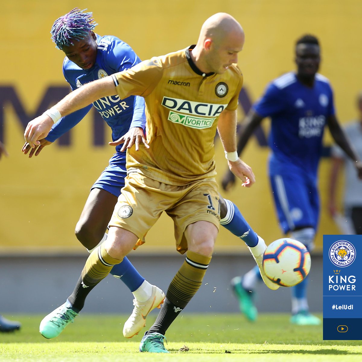 Metallic Gold Udinese Calcio 18-19 Away Kit