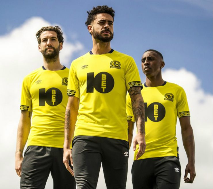 Blackburn Rovers 2018-19 Umbro Away Kit