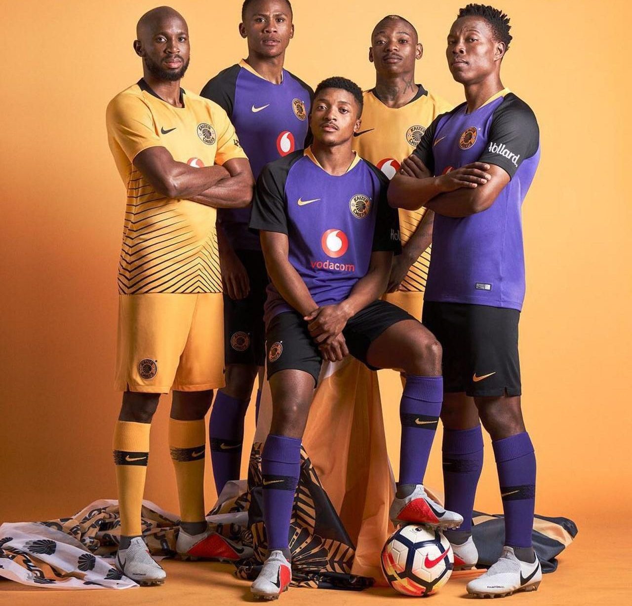 Kaizer Chiefs 2018/19 Home & Away Kits