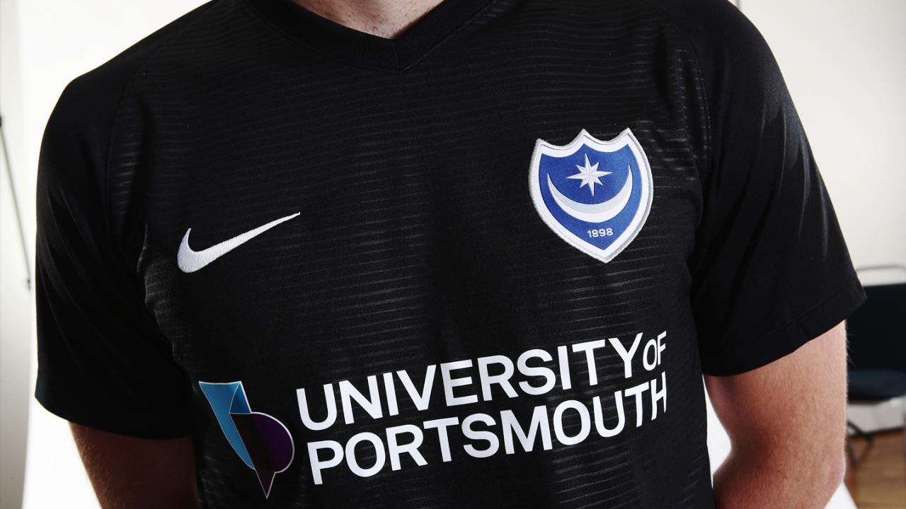 Portsmouth 2018-19 Nike Third Kit